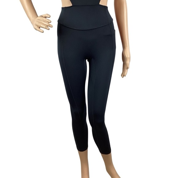 Free People FP Movement Back It Up Onesie Black Cutout Crisscross Activewear XS - Picture 4 of 7